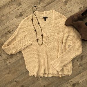 organic cotton & linen deep V sweater xl. New.